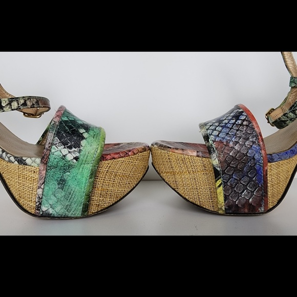 Stuart Weitzman “Onceover” Multi-color Platform Sandal Size 10 - Picture 10 of 11